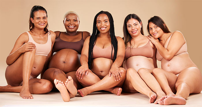 A group of pregnant women